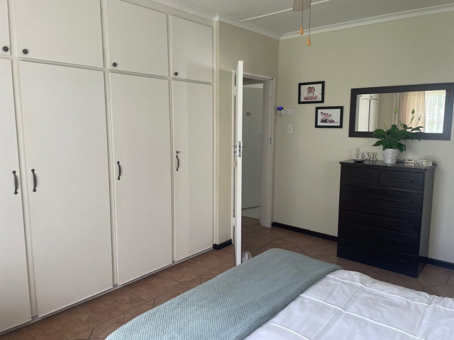 4 Bedroom Property for Sale in Beacon Bay Eastern Cape